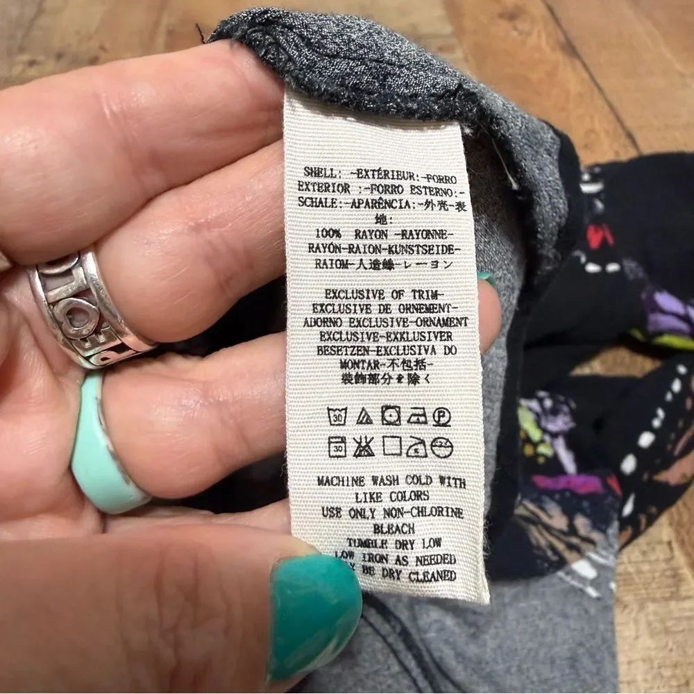 Free People Field Of Butterflies Printed Hi-Low Tunic Black Size XSmall - Picture 11 of 13